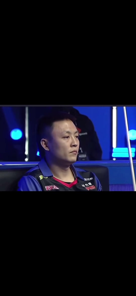 于紧凑的英 于紧凑的英