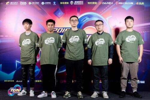 与豪强对抗 与豪强对抗